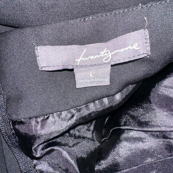 Twenty One Womens Sz L Pleaded Black Mini Midi Skirt Preppy Goth - Picture 6 of 6